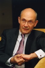 Pascal Lamy - Financial services now at issue
